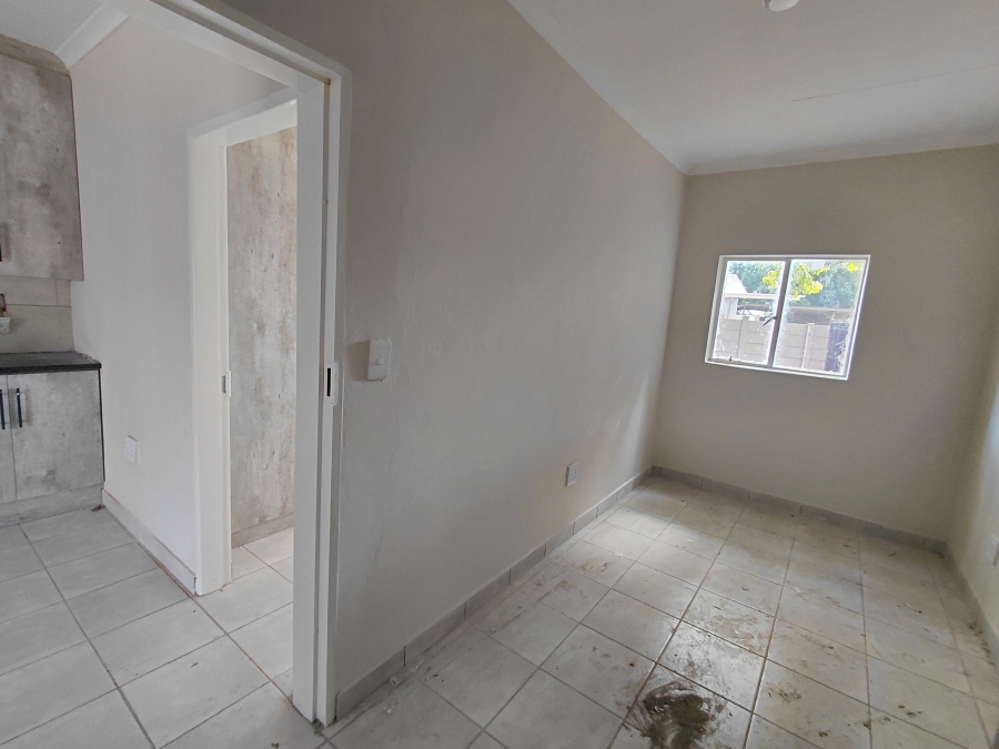 To Let 2 Bedroom Property for Rent in Wilkoppies North West